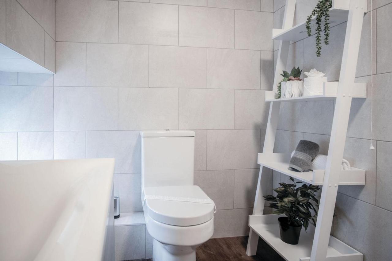 The Stables - 2 Bedroom Cottage - Princes Gate Ludchurch Екстериор снимка