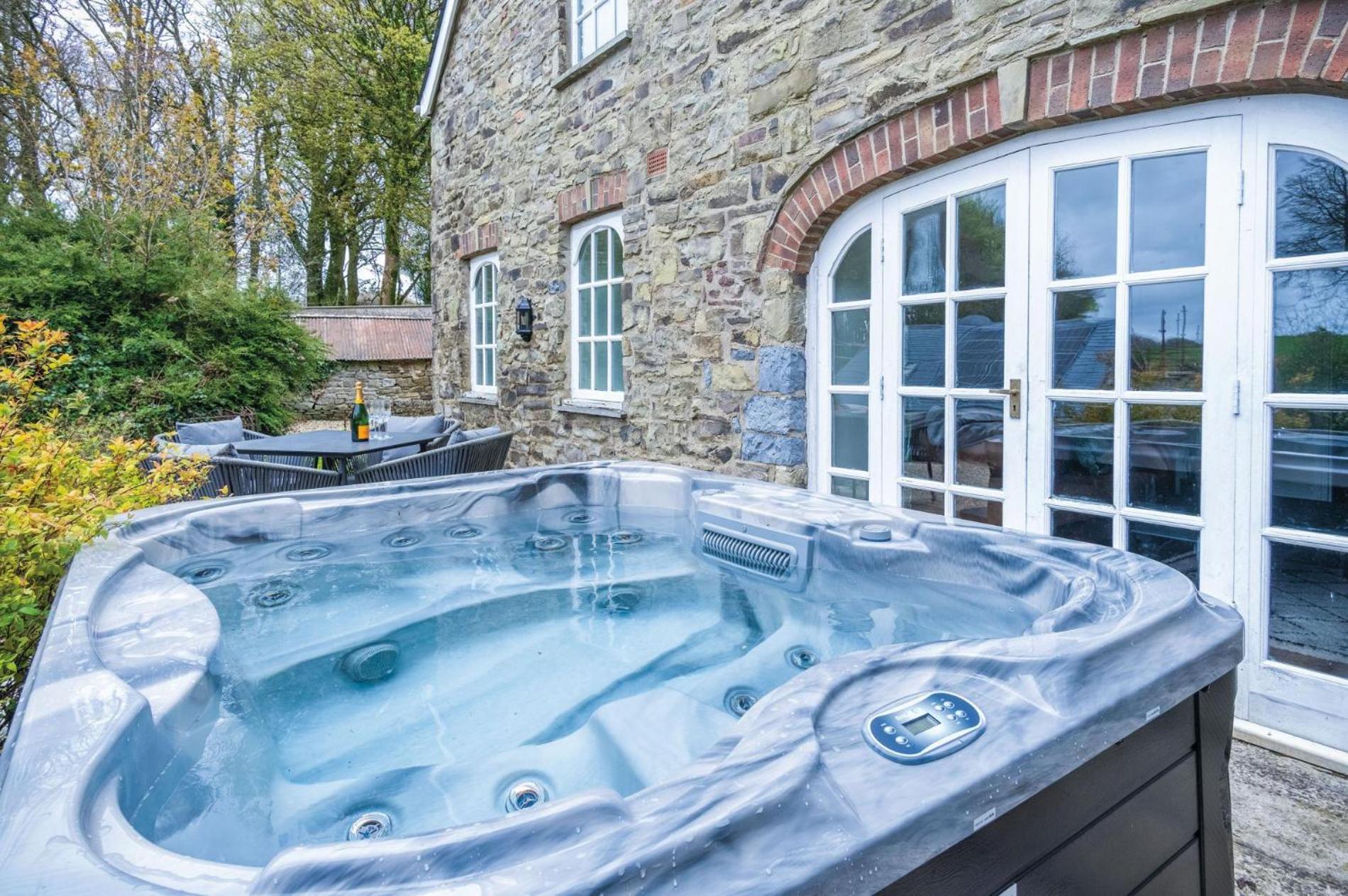 The Stables - 2 Bedroom Cottage - Princes Gate Ludchurch Екстериор снимка